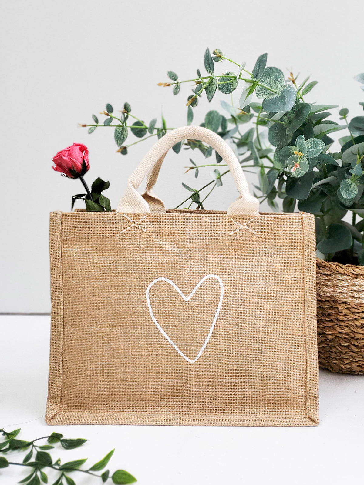 Love is all we need tote